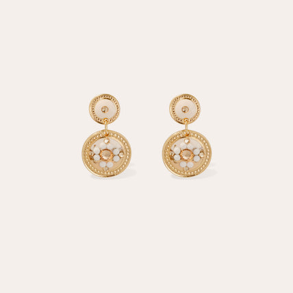 Pendientes dorados con lentejuelas