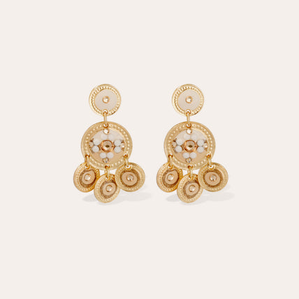 Pendientes de dos hileras con lentejuelas doradas