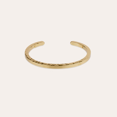 Pulsera Eliot martillada dorada