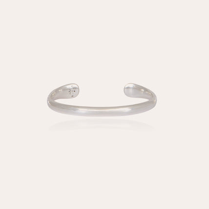 Pulsera tipo brazalete ancha plateada