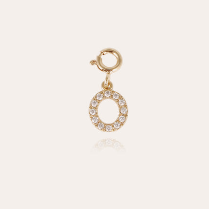 Colgante con letra «O» y strass dorados