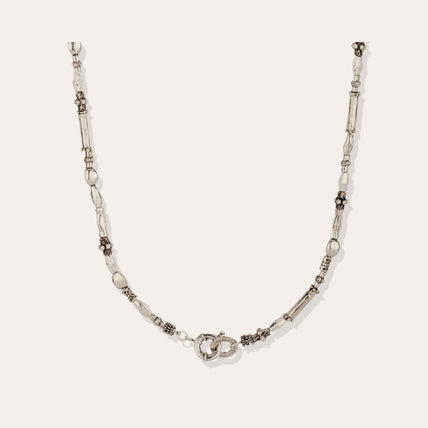 Collar largo Kali plateado