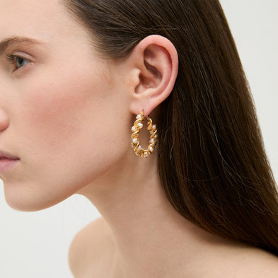 Boucles d'oreilles créoles Eurydice petit modèle dorées - Perles de Culture