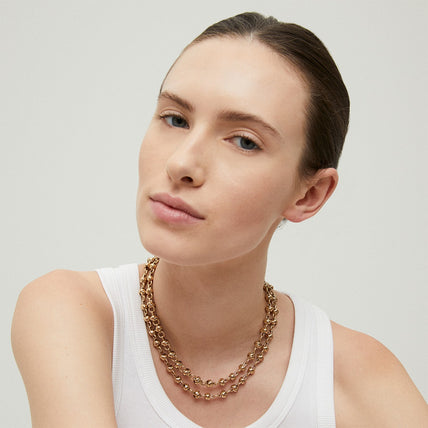 Collar Atik con cadena doble dorada
