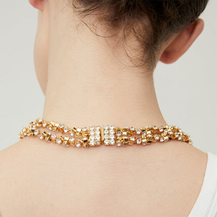 Collar Trévise con pedrería dorada