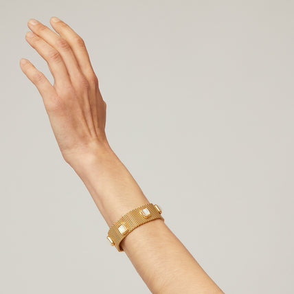 Armband „Totem Pierre“, großes Modell, vergoldet – weißes Perlmutt