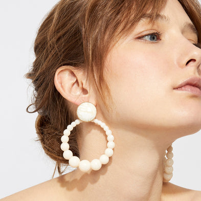 Boucles d'oreilles Andy grand modèle acétate dorées - Blanc