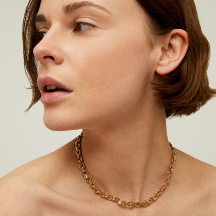 Collar Mistral dorado - Nácar blanco y pedrería