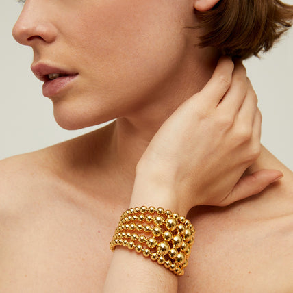 Goldfarbenes Multiperla-Armband
