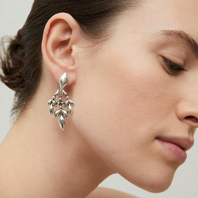 Olea Earrings small size , Silver-Plated